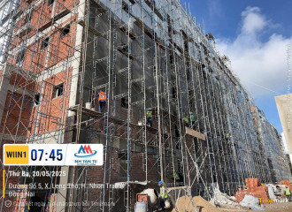 Vách Kính Khổ Lớn Nhà Xưởng